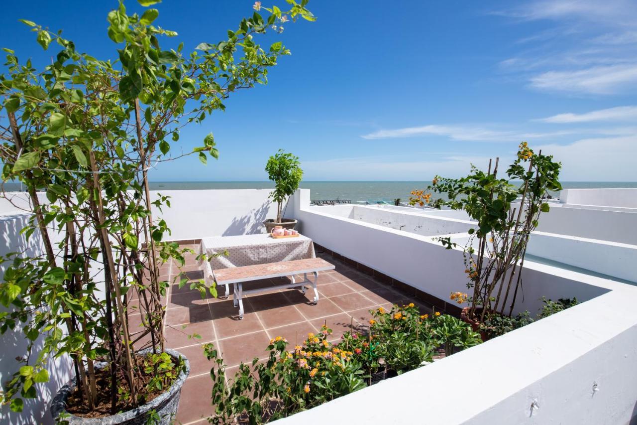 Okinawa Villas And Beach Club - Oceanami Resort 隆海 外观 照片