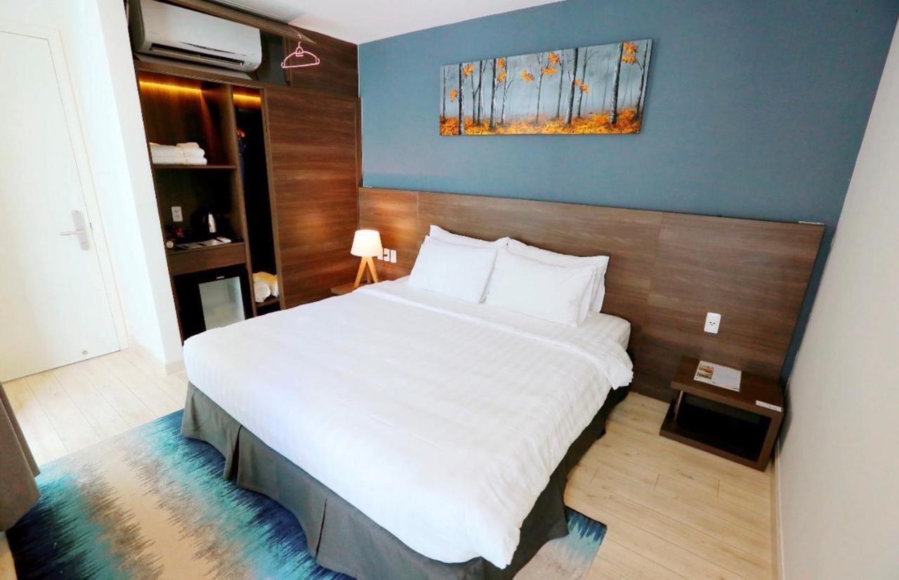 Okinawa Villas And Beach Club - Oceanami Resort 隆海 外观 照片