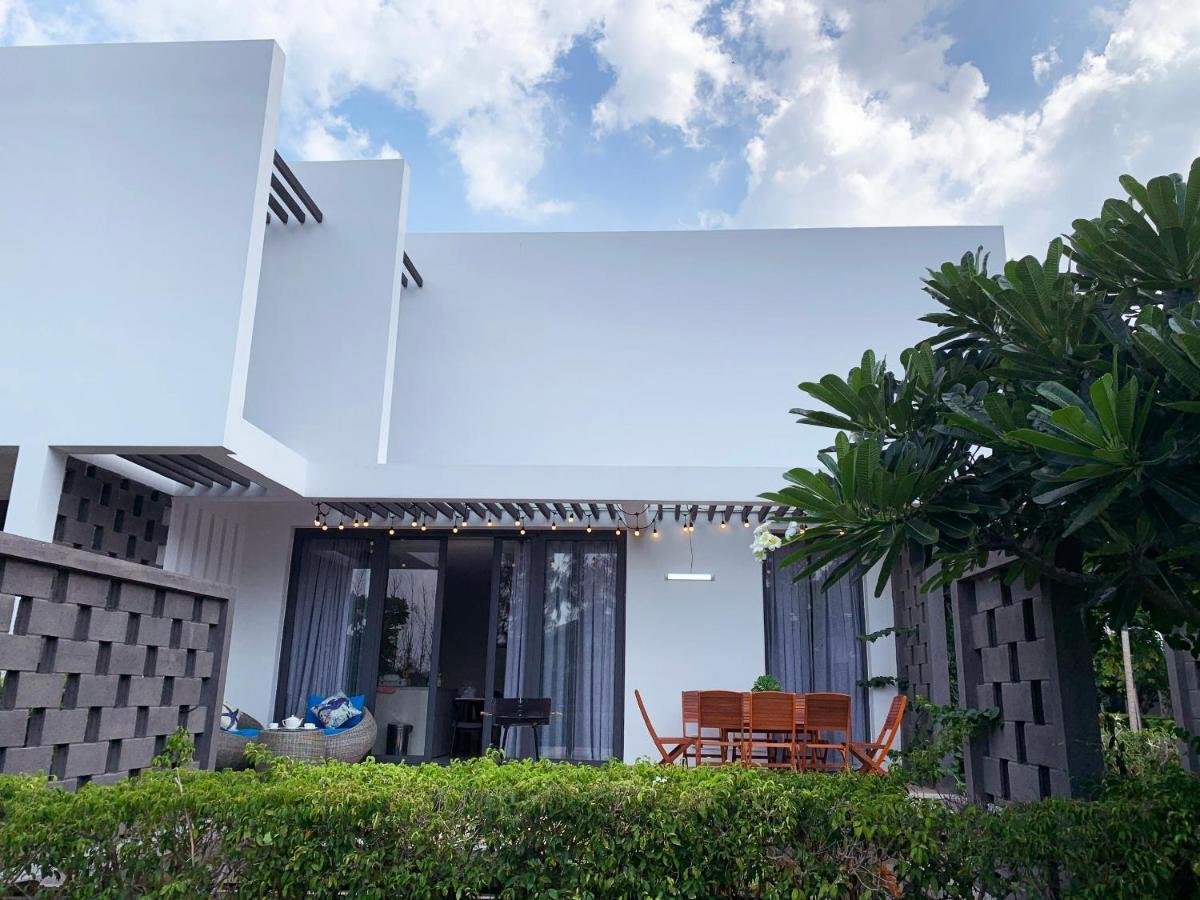 Okinawa Villas And Beach Club - Oceanami Resort 隆海 外观 照片
